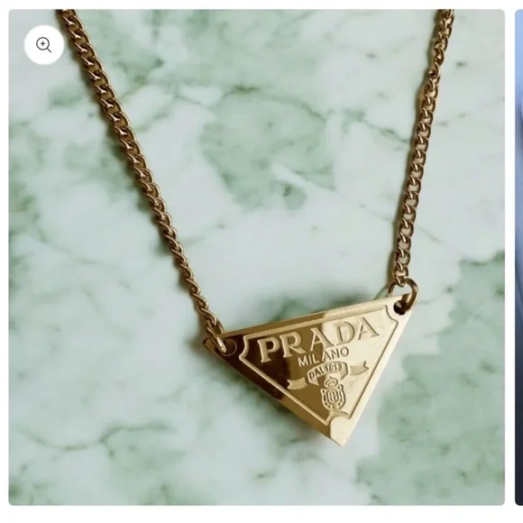 WENDILUCERO 💕 Ahava Triangle Necklace - Picture 1 of 1
